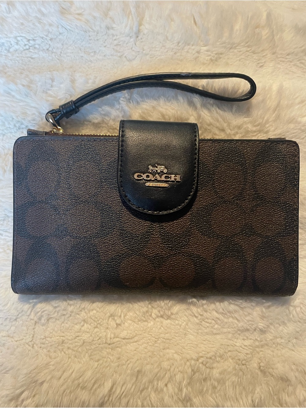 Coach Signature Tech Wallet with Black Trim